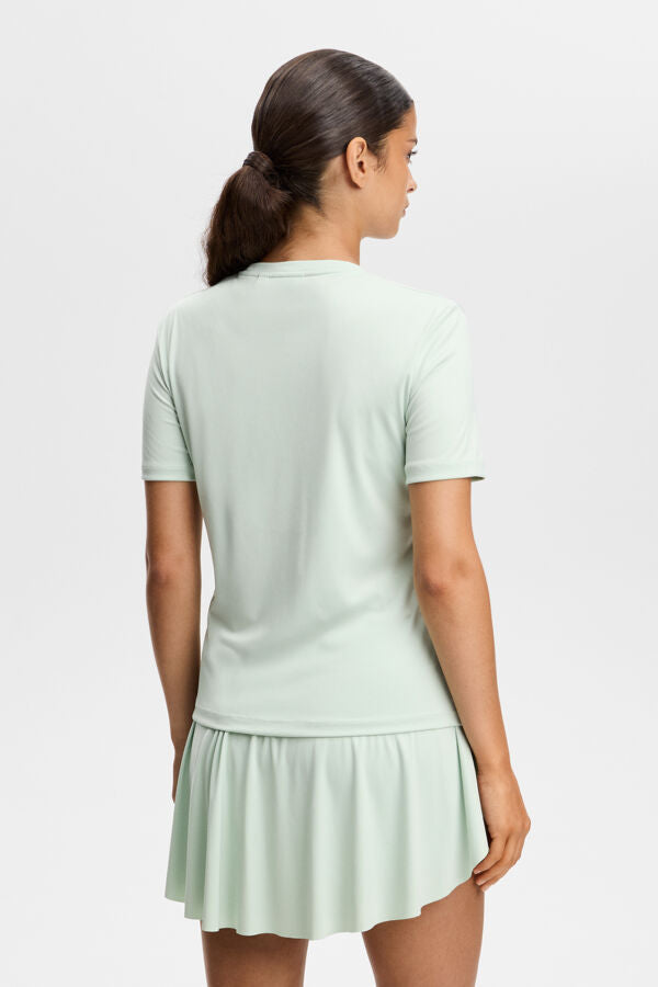 Ada T-shirt / Subtle Green
