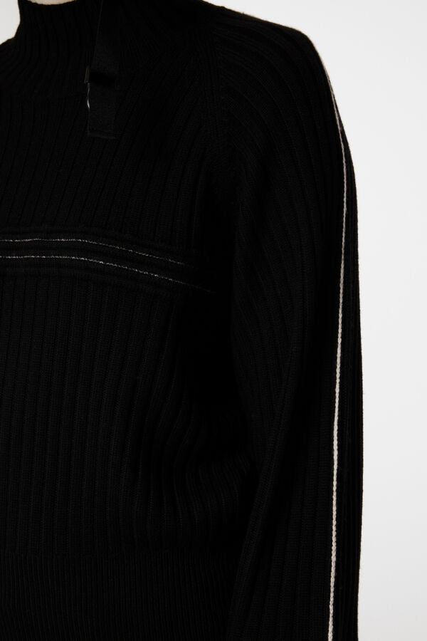 Nora Knitted Sweater / Black