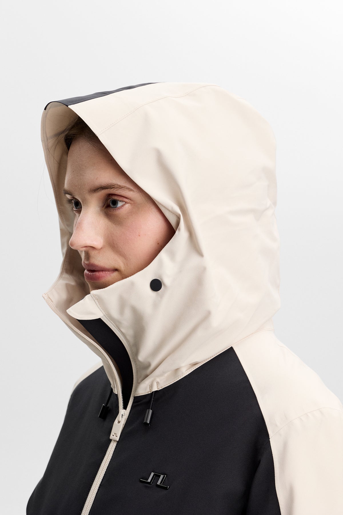 Lilia Blocked Jacket in Black by J.Lindeberg