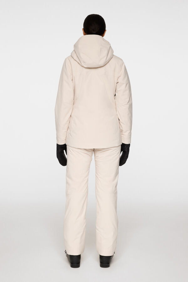 Rosario Pant / Moonbeam