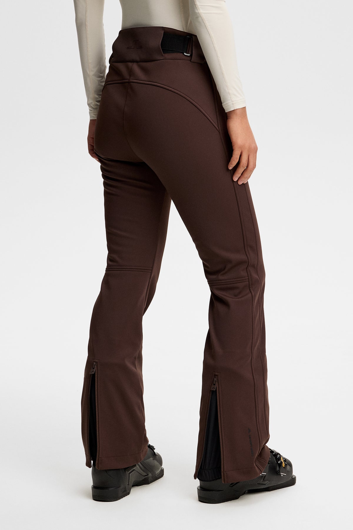 Stanford Softshell Ski Pant in Seal Brown by J.Lindeberg