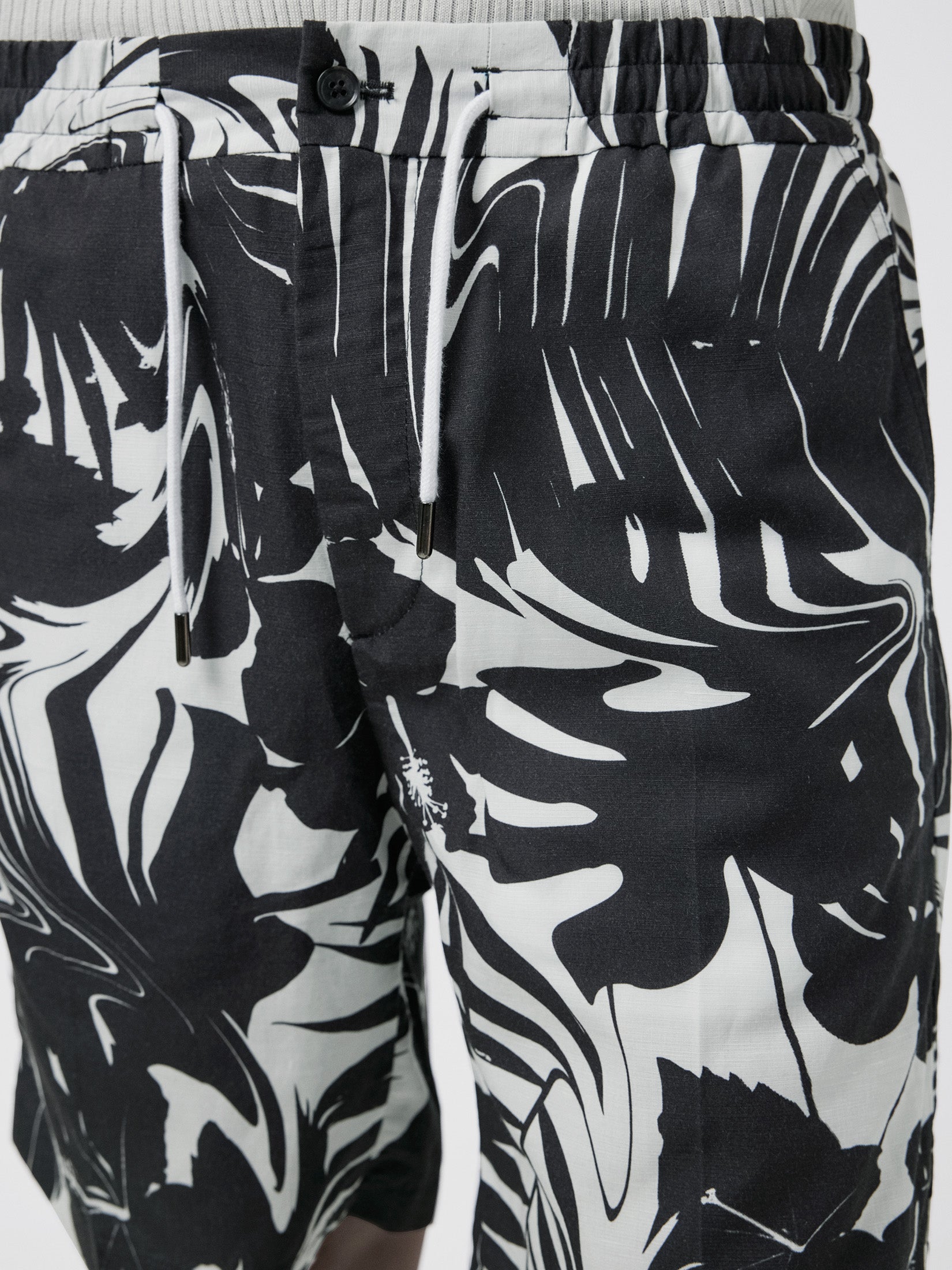 Earl Hibiscus Print Shorts